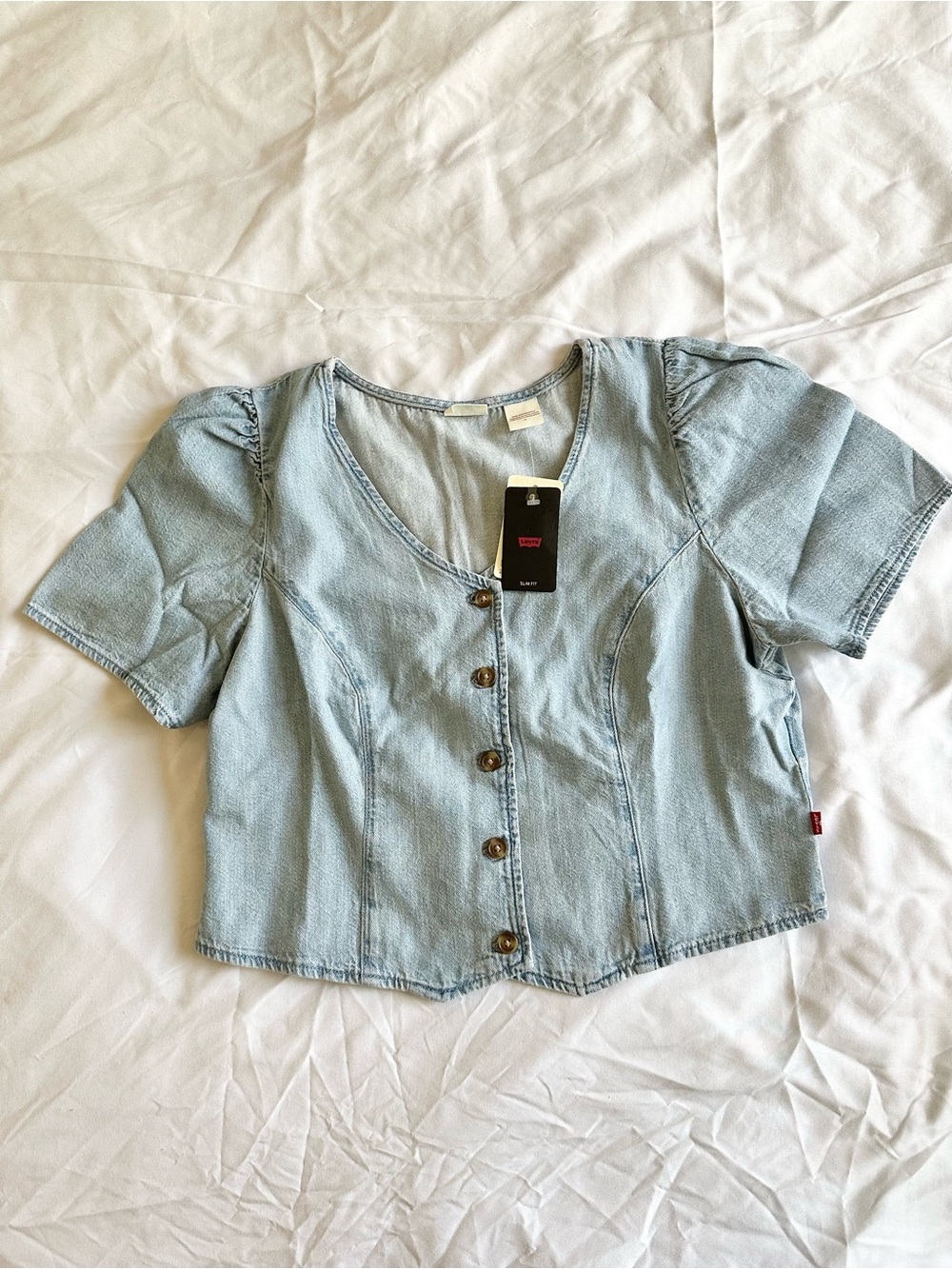 Levi’s Moxie Short-Sleeve Denim Blouse - Picture 8 of 14